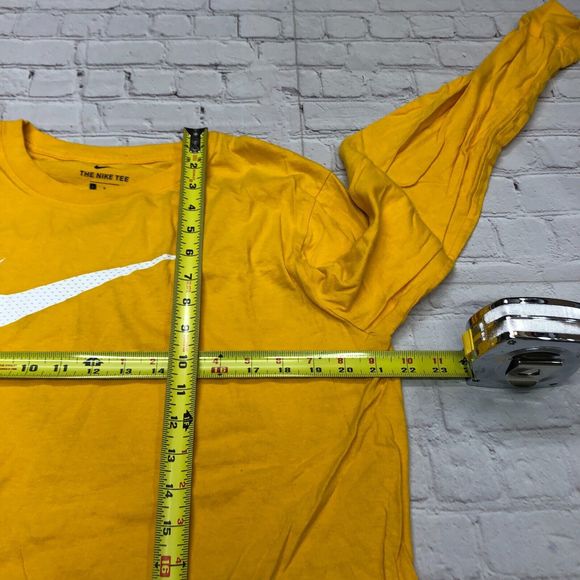 The Nike Tee Men Long Sleeve Tee T-Shirt Top Size Large Yellow M122 -4 - Picture 3 of 13